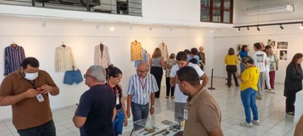 Exposição na FCJA revela faceta cotidiana de José Américo de Almeida