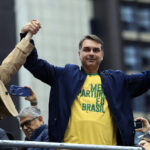 Plano de governo de Flávio Bolsonaro foca em corte de gastos e endurecimento penal